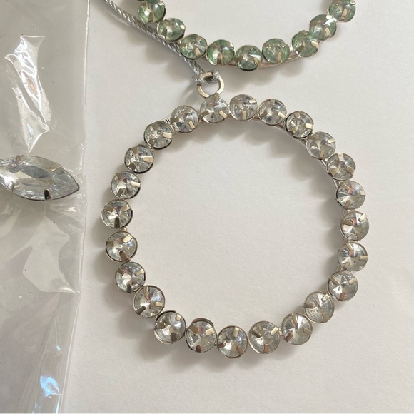 Martha Stewart Tree Decor Facet Jeweled Snowflakes and Circle Ornaments - Picture 6 of 8